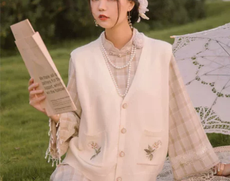 川黛 茉莉香片 针织背心 均码 有穿着痕迹...