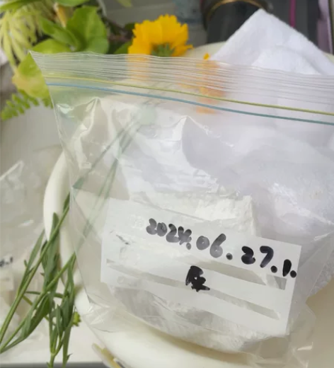 我家 蓝猫。蓝猫的屎用途不明确。猫屎。已弄...