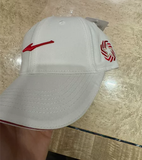 【付邮送】免费送鸿星尔克运动帽男女情侣帽子...