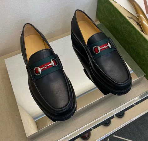 捡漏顶版奢品高端男鞋意大利进口牛皮商务休闲...