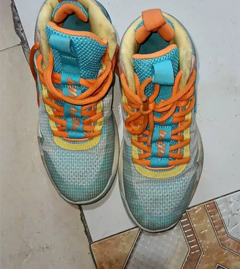 乔丹品牌休闲运动鞋39码，春秋款鞋子完好，...