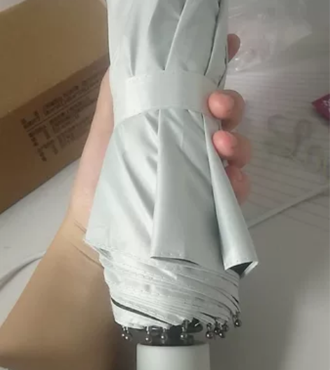 厂家直销便宜买十二骨超大号雨伞晴雨两用男女...