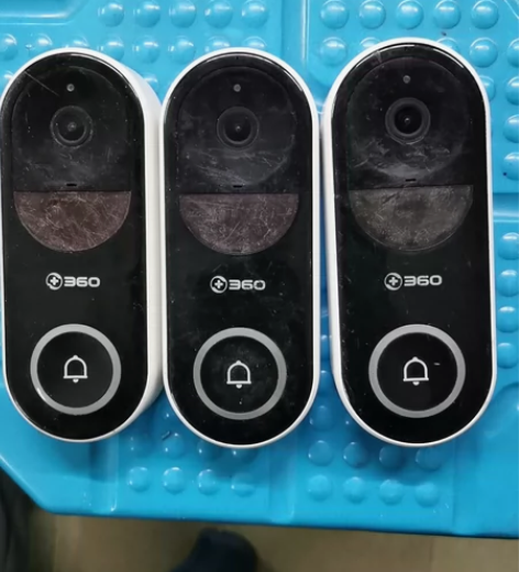 收回来3个360可视门铃，型号：D819。...