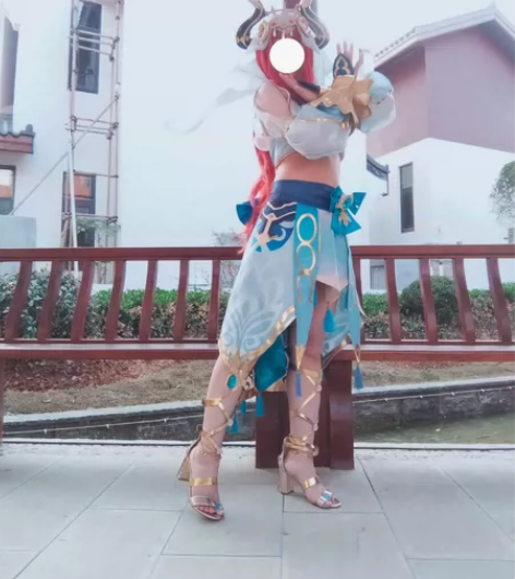 江南家妮露cos服，L码。（太美了如果不是...