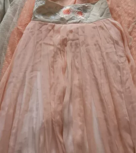 汉服三件套，买来参加活动的，没用上，吊牌没...