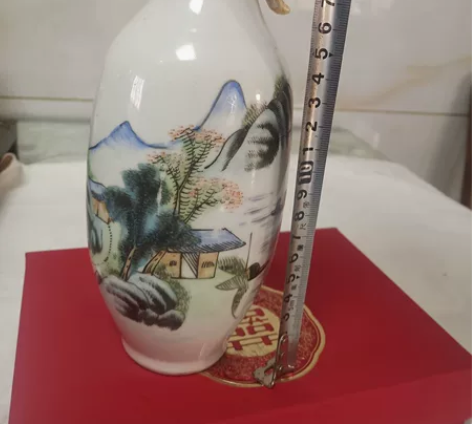 民国山水花瓶耳朵有修余全品。顺丰到付售后不...