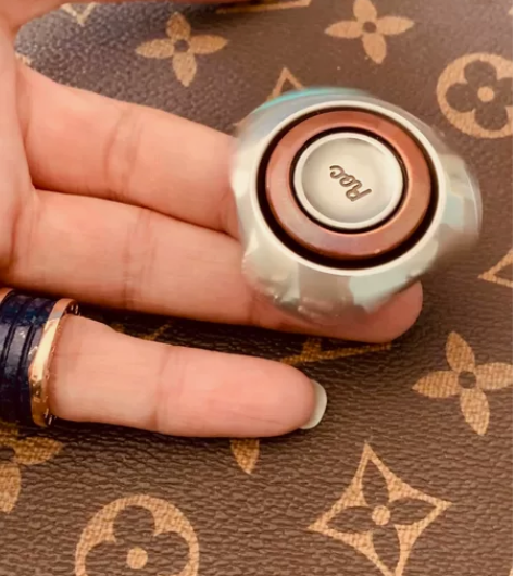 稀有！稀有！稀有！Roc指尖陀螺 摇滚基因...