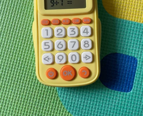 小度、贝恩施口算练习机，没有包装，都是正版...