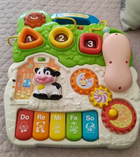 VTech伟易达多功能操作台。按键声光功能...