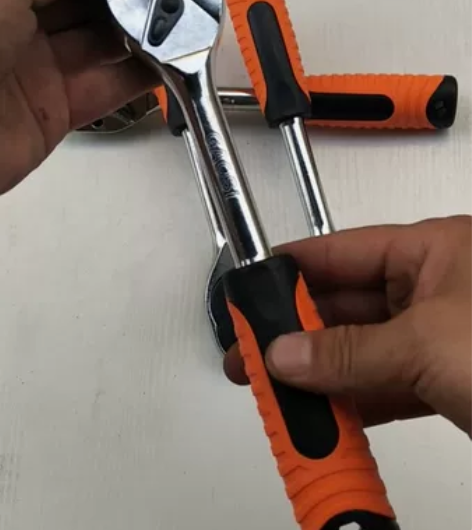 【搬迁清仓】1/2大飞快速棘轮扳手套筒扳手...