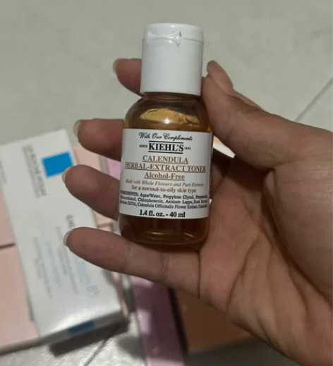 科颜氏金盏花爽肤水 40ml 感兴趣的话...