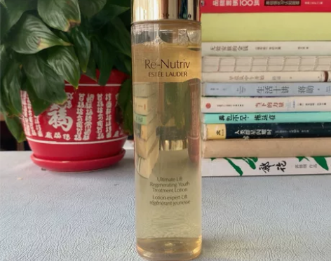 雅诗兰黛白金精华水精粹水 200ml 余量...