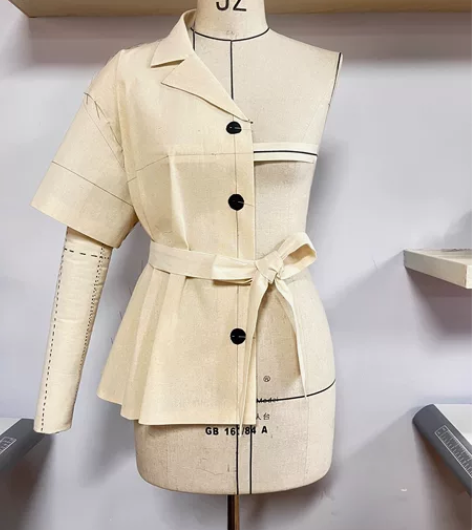 廓形衬衫立体裁剪 卖白胚布立裁半衣作品 及...