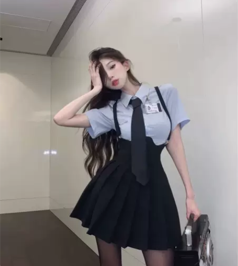 黑色草莓+甜辣学院风jk制服套装蓝色辣妹短...