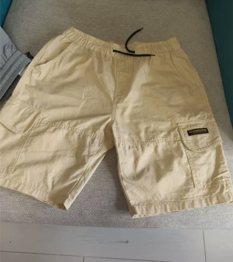 名称：工装短裤百分之97的棉 尺码：XL码...