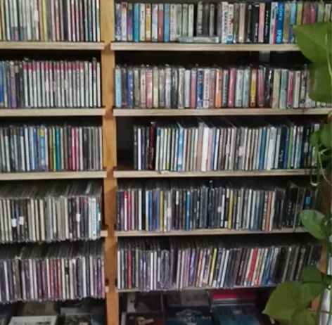 上万张cd，全是正版头版，港台中，外文，古...