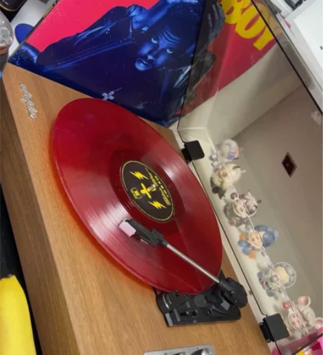 威肯 STARBOY 盆栽哥～ 红胶唱片 ...