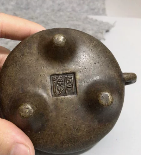 纯铜铜香炉 295克 感兴趣的话点“我想要...