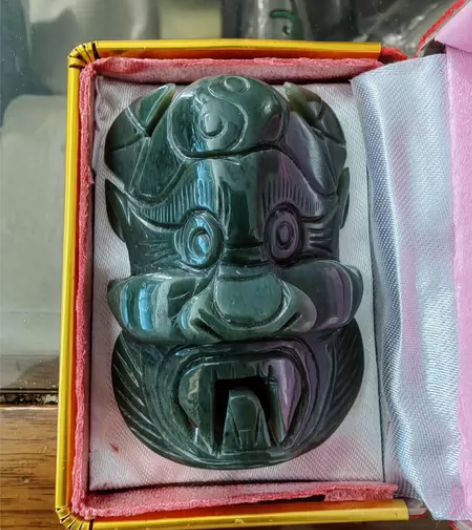 腰间玉石配饰 感兴趣的话点“我想要”和我私...