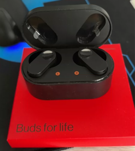 出自用一加耳机 Buds N ,盒子说明书...