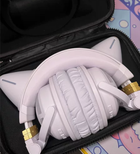 妖舞3g耳机 美女一手纯试戴成色没有使用过...