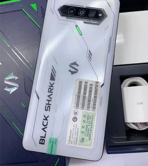 【手机参数】：黑鲨4s 【屏幕尺寸】：6....