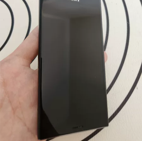 索尼xz1c 成色如图，系统已简化，到手即...