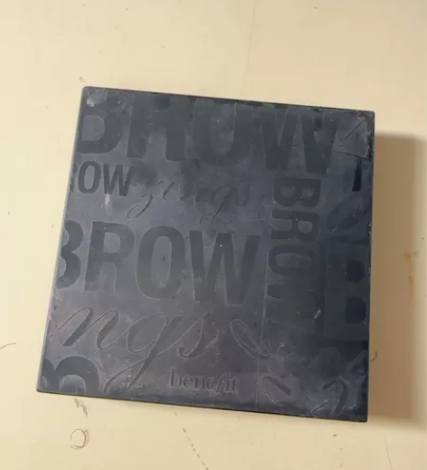 benefit 贝玲妃 眉粉 感兴趣的话点...