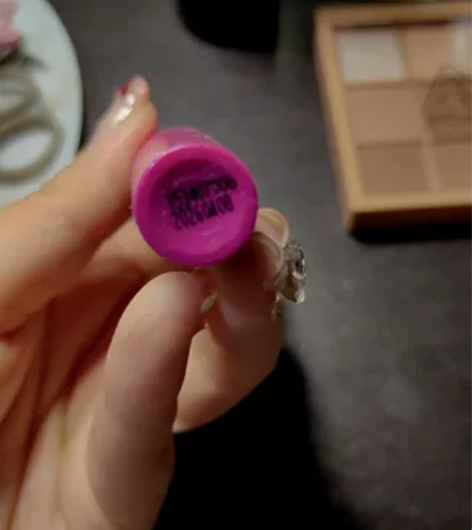 ?泰版mistine蜜丝婷睫毛膏防水纤长卷...