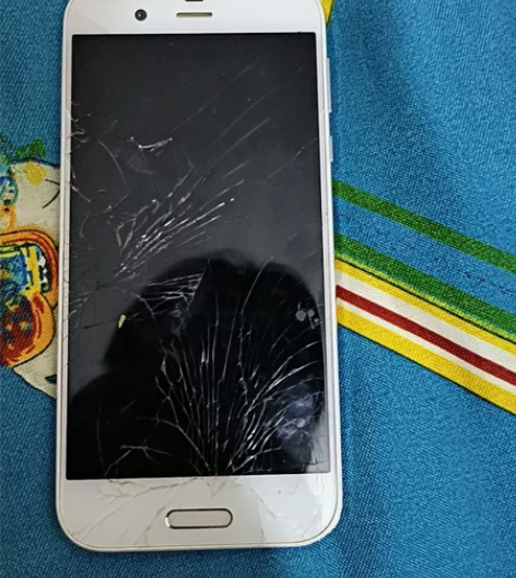 夏普rc可开机4+64g骁龙835，打游戏...