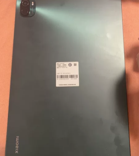 小米平板五一丢丢瑕疵如图 没怎么用 送笔和...