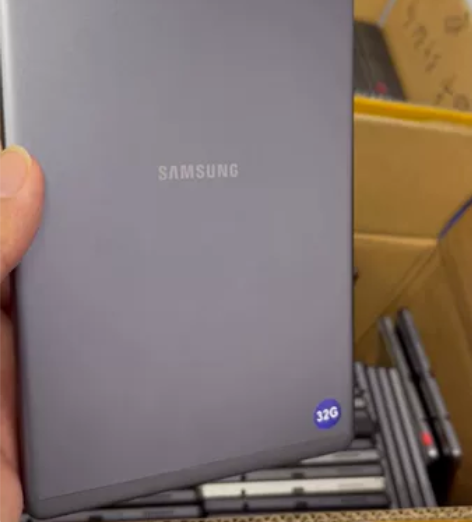 三星A7lite 332G 插卡 Wi-F...