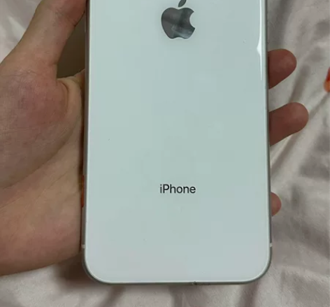 【高中毕业啦】低价出了iPhoneXr 带...