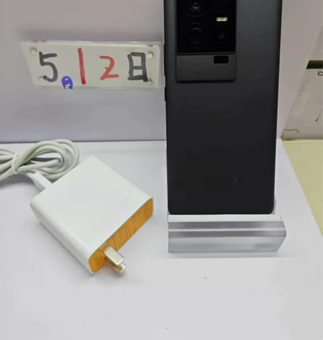 vivo iqoo11  黑色，16加25...