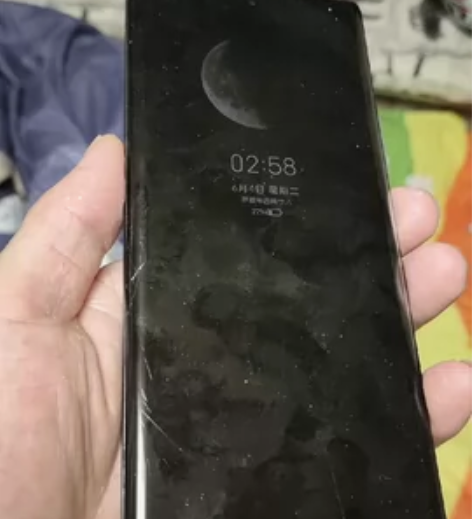 ?中兴axon40pro只换过外屏，现在屏...