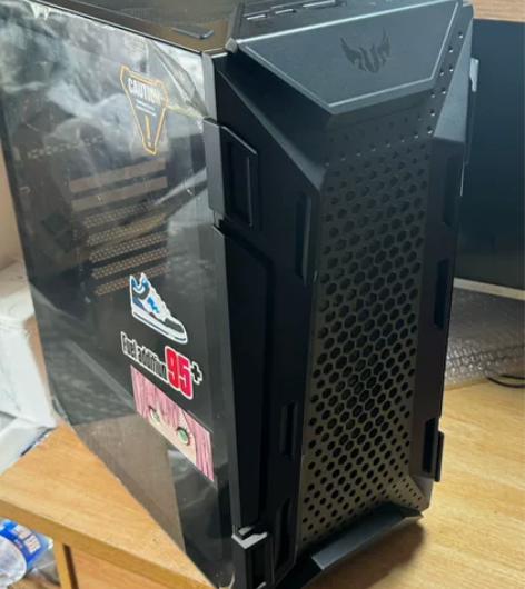 华硕火枪手TUF GT301机箱 带4把华...