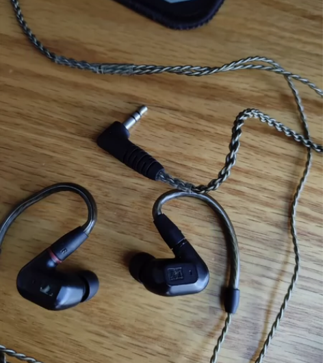 森海塞尔IE200耳机成色伊拉克便宜出了配...