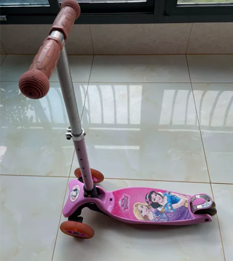 出售二手滑板车 感兴趣的话点“我想要”和我...