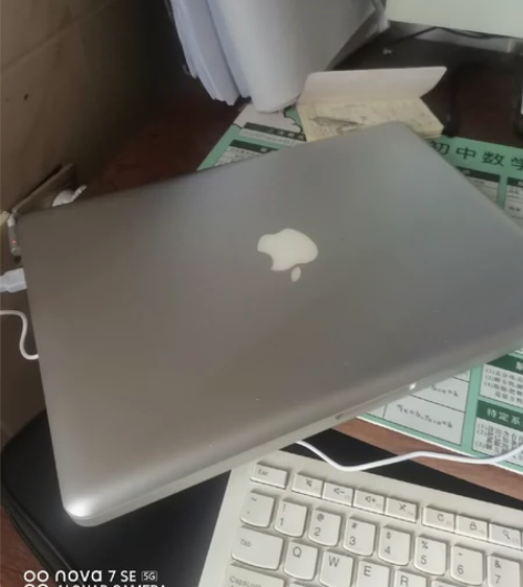 新买了台式机,现转让苹果电脑一台,可上网、...