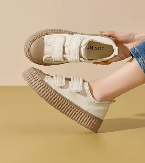 卓诗尼品牌正品女鞋，仅有36/39码，米色...