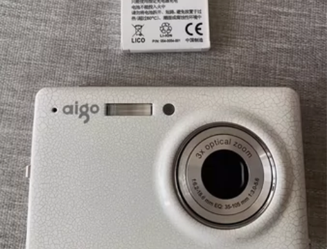 爱国者F210 哥窑限量版相机 想当年一万...