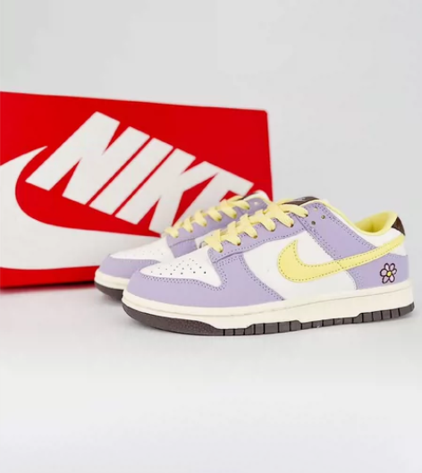 Nike Dunk Low Premium...