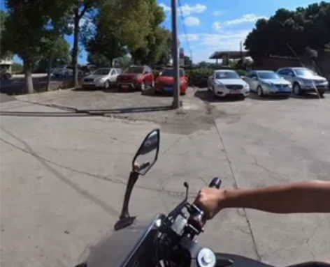 insta x2 成色很好！带摩托车骑行套...