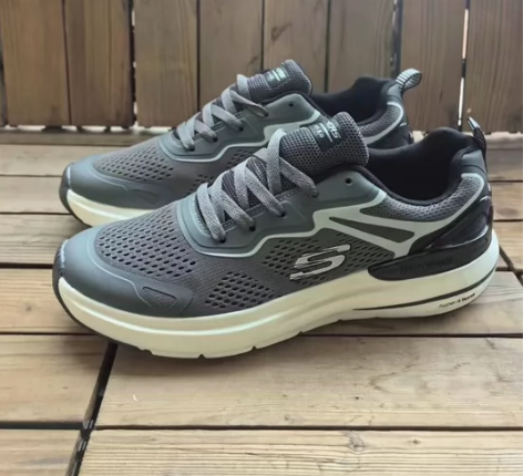 斯凯家夏季新款系带舒适运动男鞋 透气网面材...