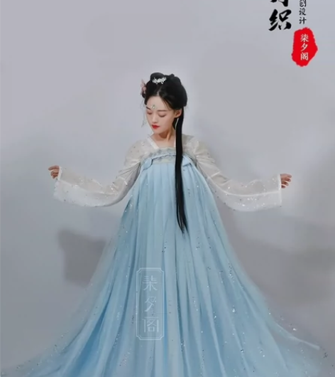 柒夕阁  明月织汉服 s码 6米摆早古款了...