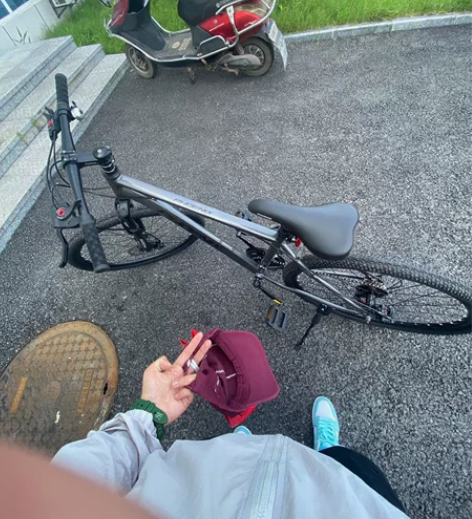 凤凰自行车 才买十五天不到 因为工作原因没...