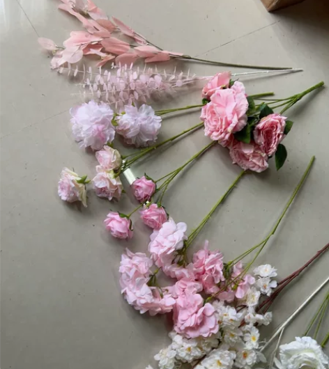 插花花材清仓 附报价单 感兴趣的话点“我想...