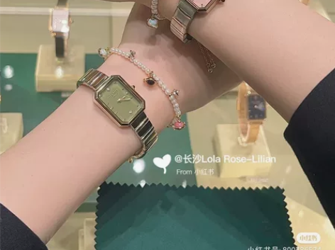 lolarose罗拉玫瑰日心说手链 方糖手...