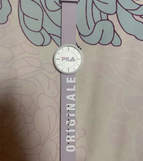 斐乐手表 二百多买的现在便宜出 有轻微使用...