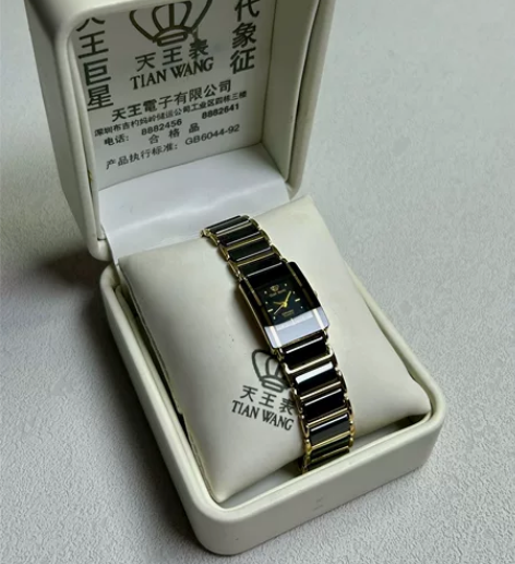 天王ceramic黑色陶瓷女士石英表小方表...